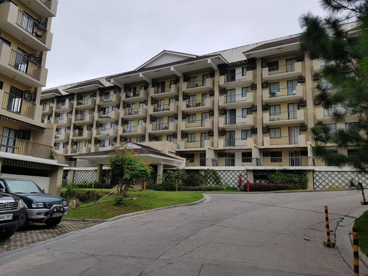 Heart Of The City Studio With Balcony Davao City Exterior foto